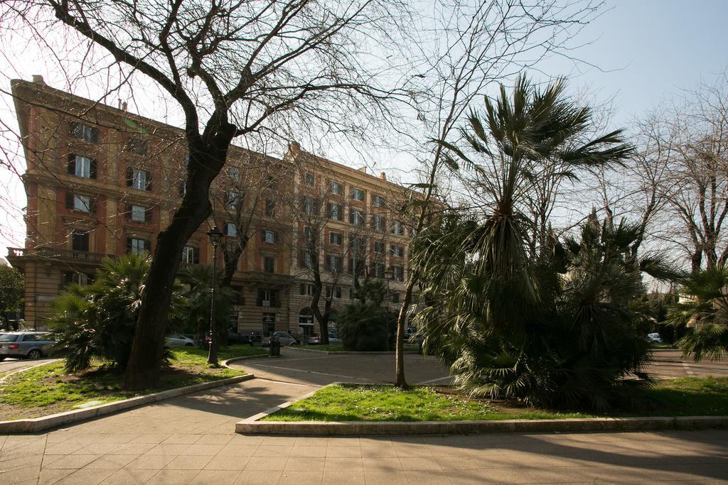 Cola Di Rienzo A E B Roma Quarto foto